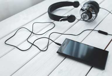 意甲媒体透露：那不勒斯对阵米兰，将采用4141阵型，除了洛博特卡，其他3中场均能有效插上