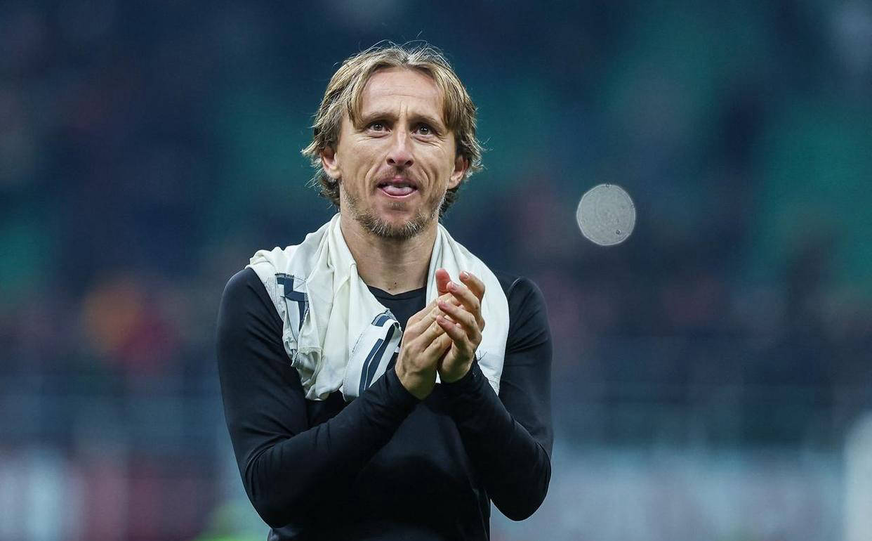 五大联赛最新积分榜解析：西甲意甲榜首换人，欧陆赛事激战正酣